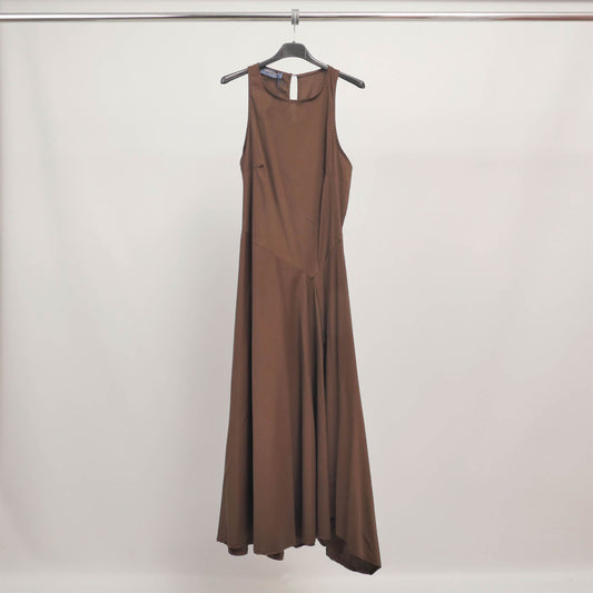 Robe longue asymétrique sans manches TDM57325