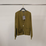 Gilet col V à poches YF57058