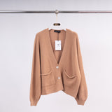 Gilet col V à poches YF57058