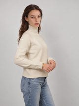 Pull en maille ample à col montant et poignets boutonnés – DSY9477