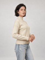 Pull col montant en maille côtelée – HY30709