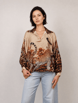Blouse satinée fluide à motif léopard KD7365VS-46