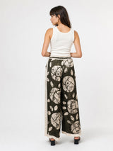 Pantalon satiné ample imprimé feuilles KD9099VS-14