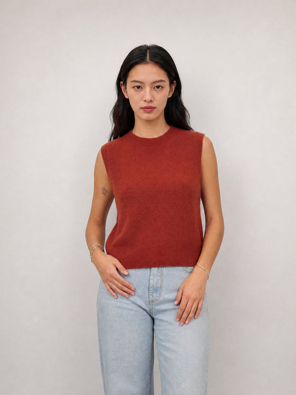 Pull sans manches en maille douce à l’angora – MCL26523