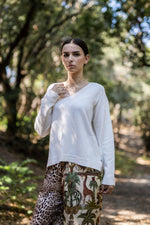 Load image into Gallery viewer, V-Neck Sweater YF56007