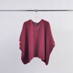 Charger l'image dans la galerie, Poncho en maille col V oversize MCL24036