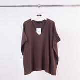 Sleeveless V-neck poncho in soft knit YF67035