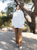 Load image into Gallery viewer, Oversized turtleneck sweater with ribbed pockets DSY8304