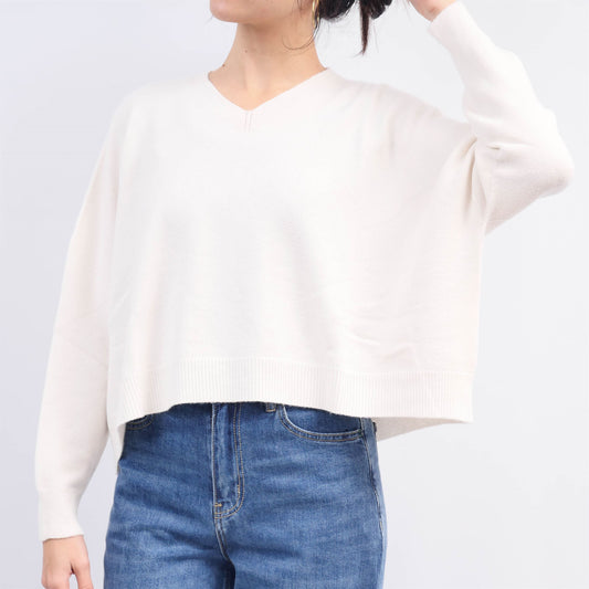 Pull col V ample en maille douce YF570539