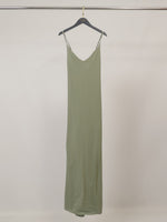 Load image into Gallery viewer, Robe longue en coton à fines bretelles TDM23325