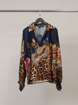 Blouse satinée fluide à motif léopard KD7365VS-46