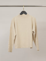 Pull en maille ample à col montant, manches ornées DSY9774