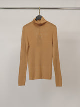 Pull en laine mérinos à col montant et coupe ajustée – DSYL88248