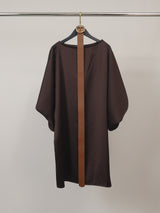 Robe satinée ample et ceinturée – THS35526RP