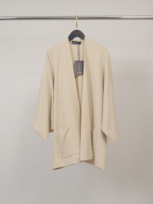 Gilet long ouvert à poches – HY26035