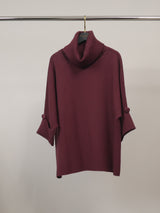 Pull oversize à col roulé et manches à boutons – HY25079