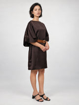 Robe satinée ample et ceinturée – THS35526RP