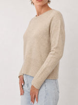 Pull en maille souple à col rond et bas côtelé YF570294