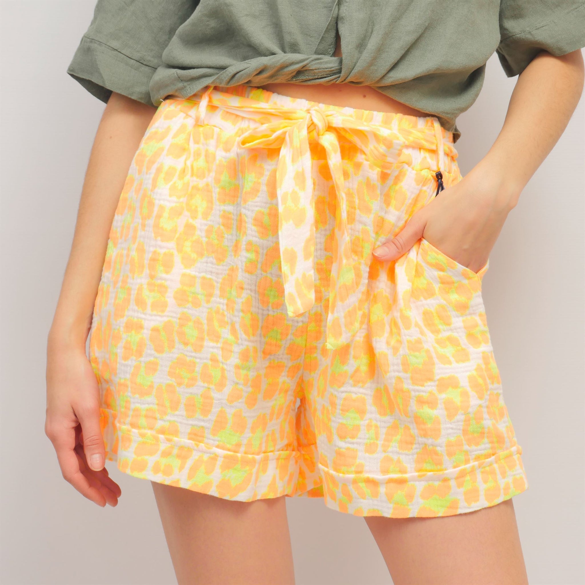 Short ceinturé imprimé léopard pastel  TDMG531
