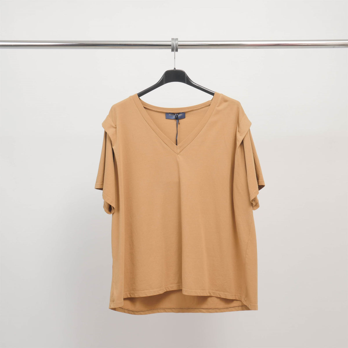 Loose v neck t shirt in stretch cotton   tdm31925
