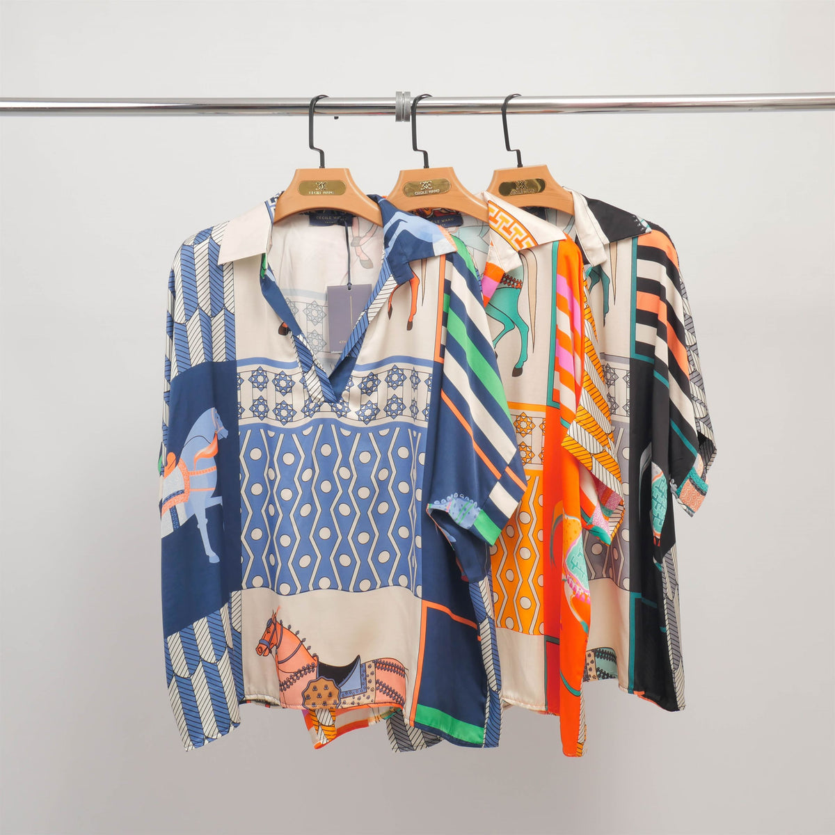 Oversized equestrian print shirt in viscose silk   kd7607vs 20