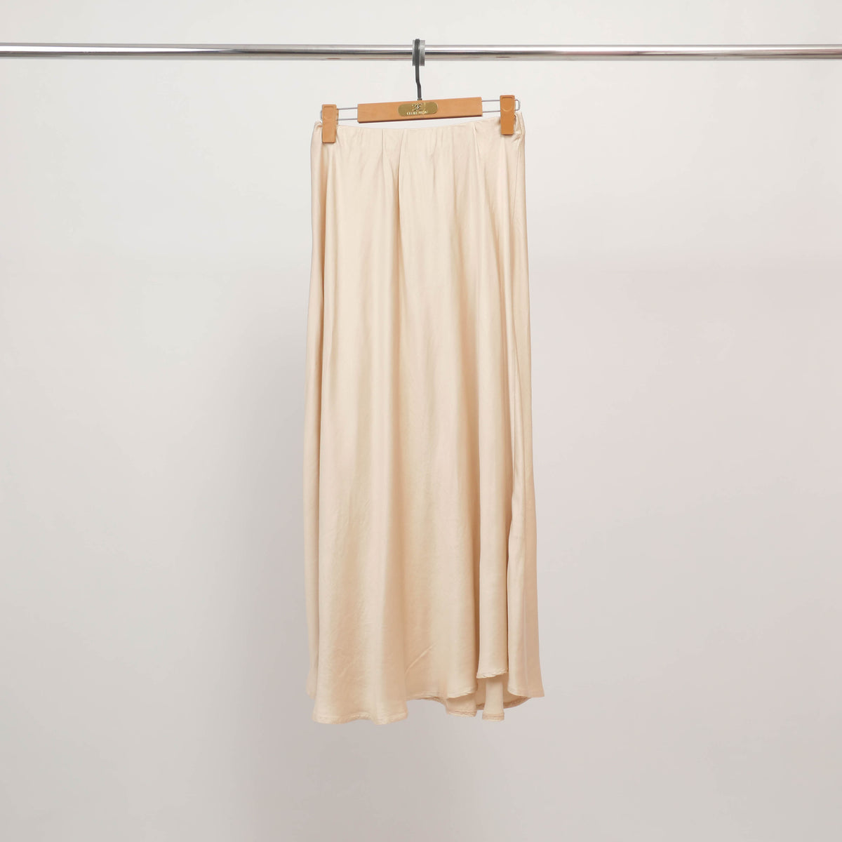 Satin midi skirt with elasticated waist kd6651vs 2