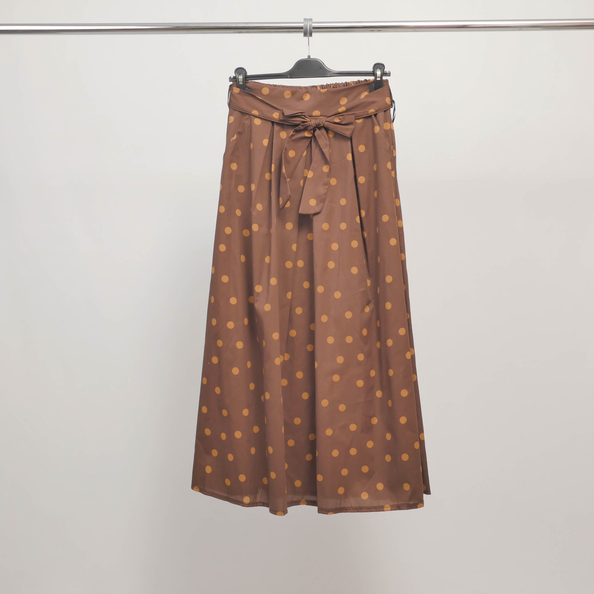 Jupe longue à pois taille ceinturée TDM36125-4