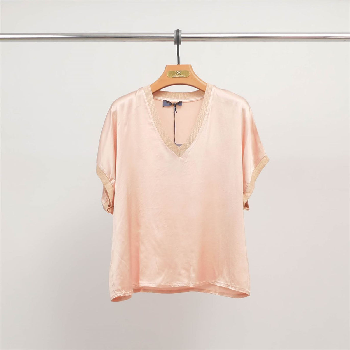 V neck tunic in flowing satin – db14360