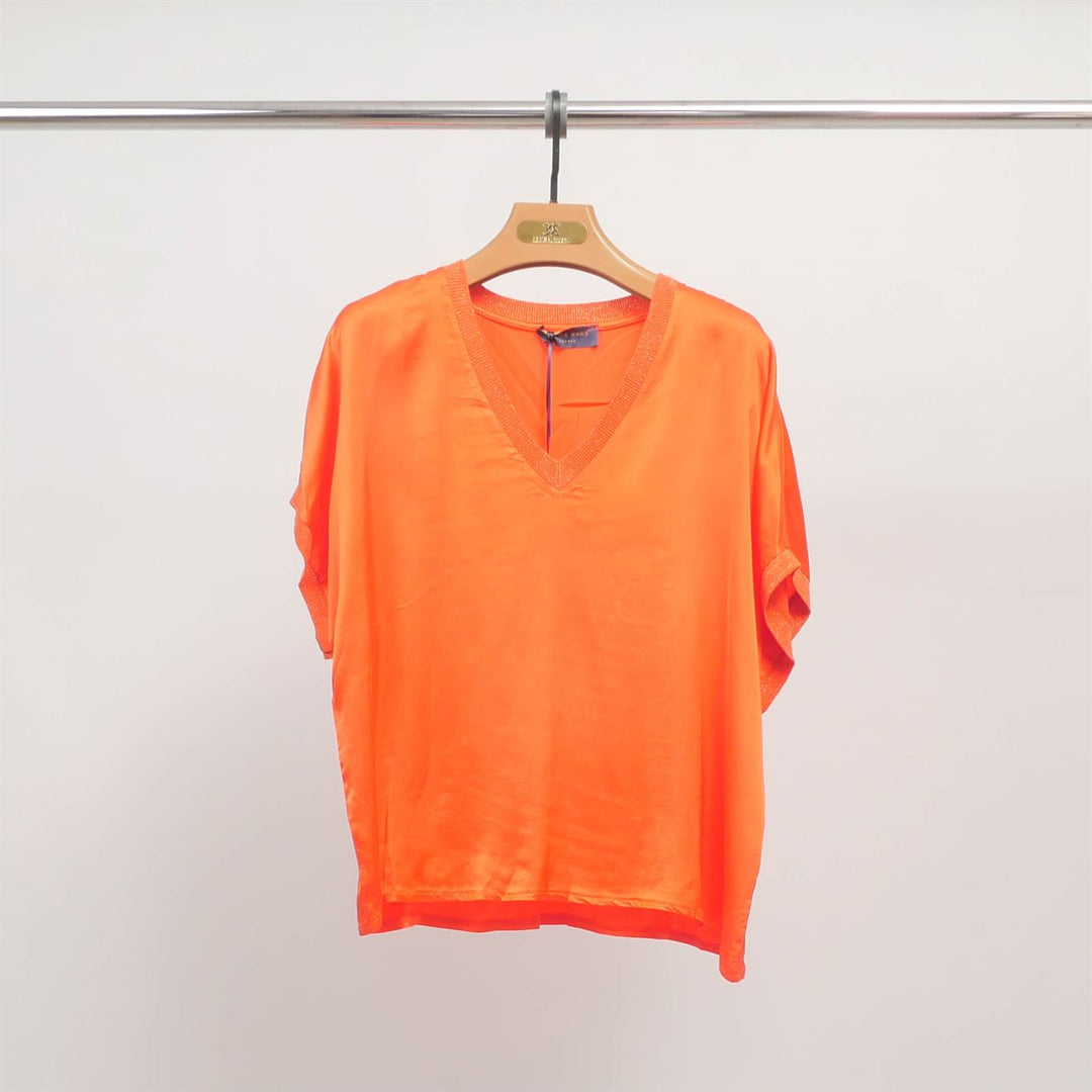 V-neck tunic in flowing satin – DB14360