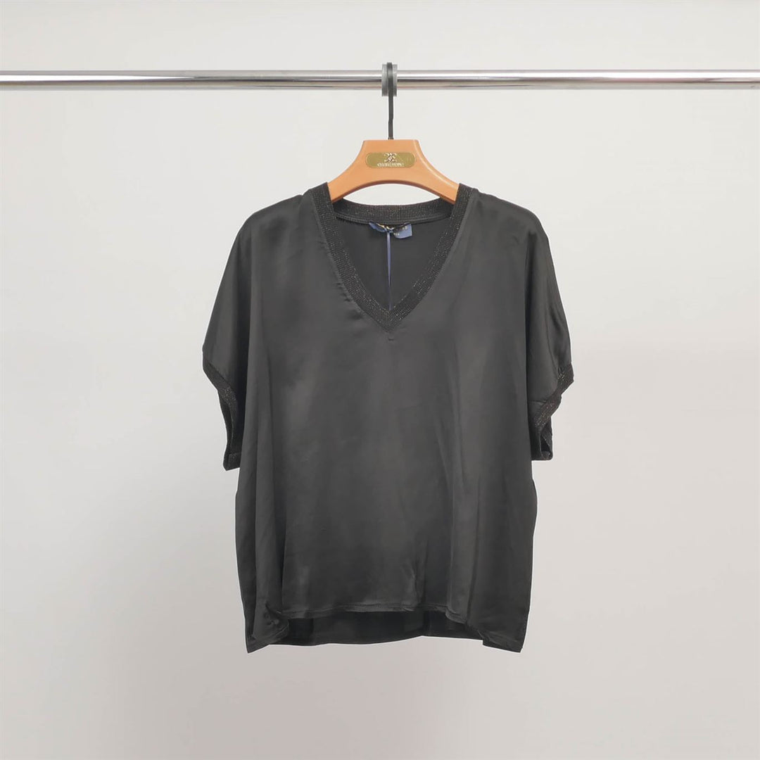 V-neck tunic in flowing satin – DB14360