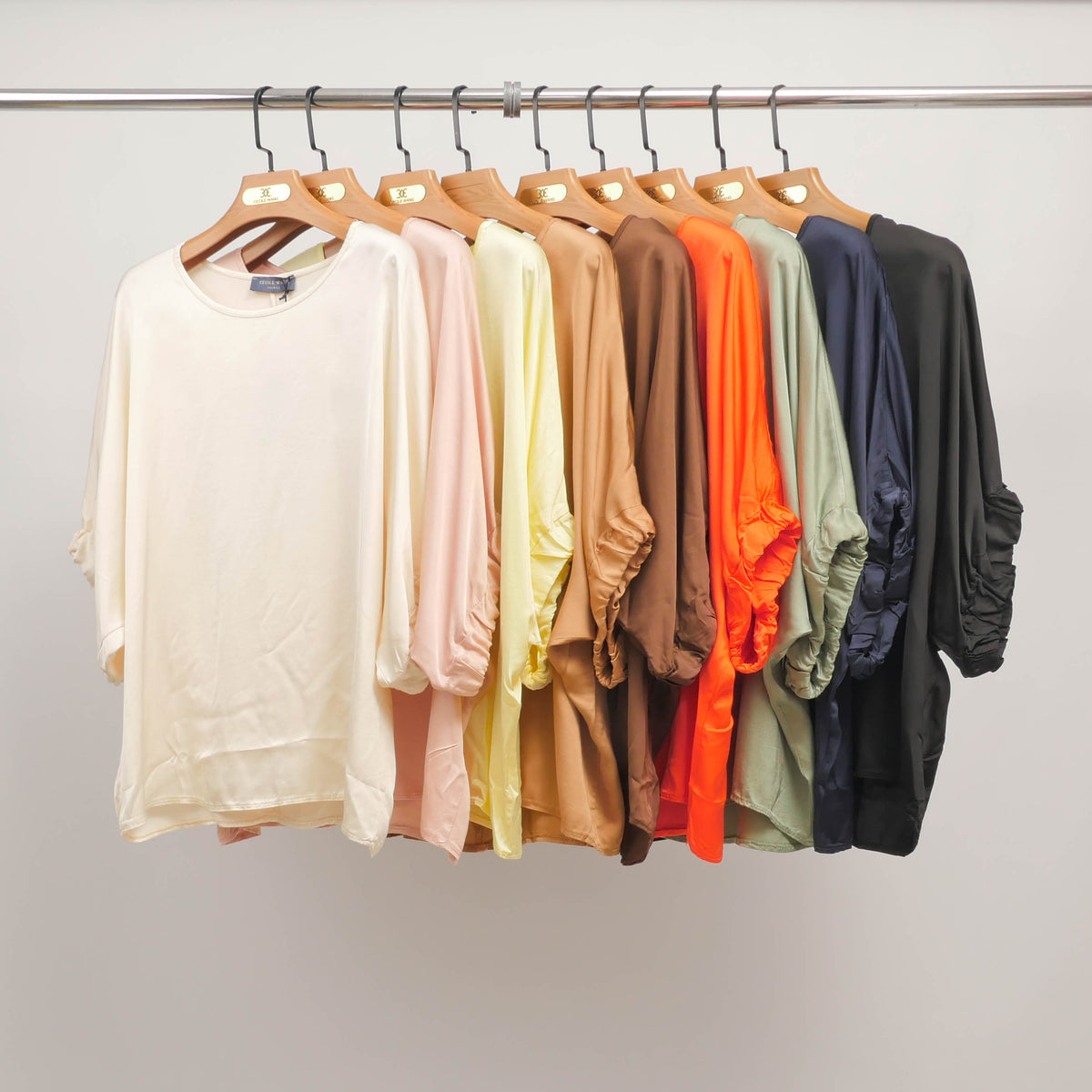 Loose fitting tunic with gathered sleeves in viscose db14270vs