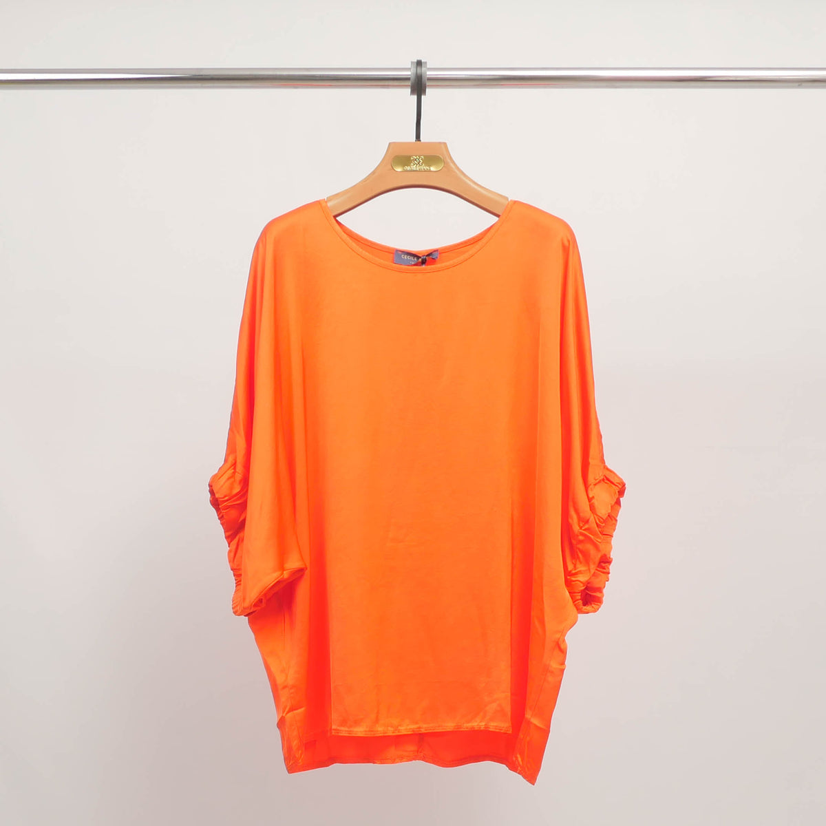 Loose fitting tunic with gathered sleeves in viscose db14270vs