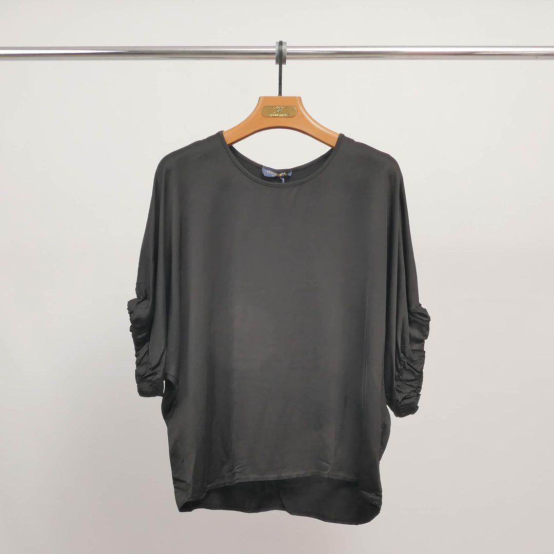 Loose-fitting tunic with gathered sleeves in viscose DB14270VS