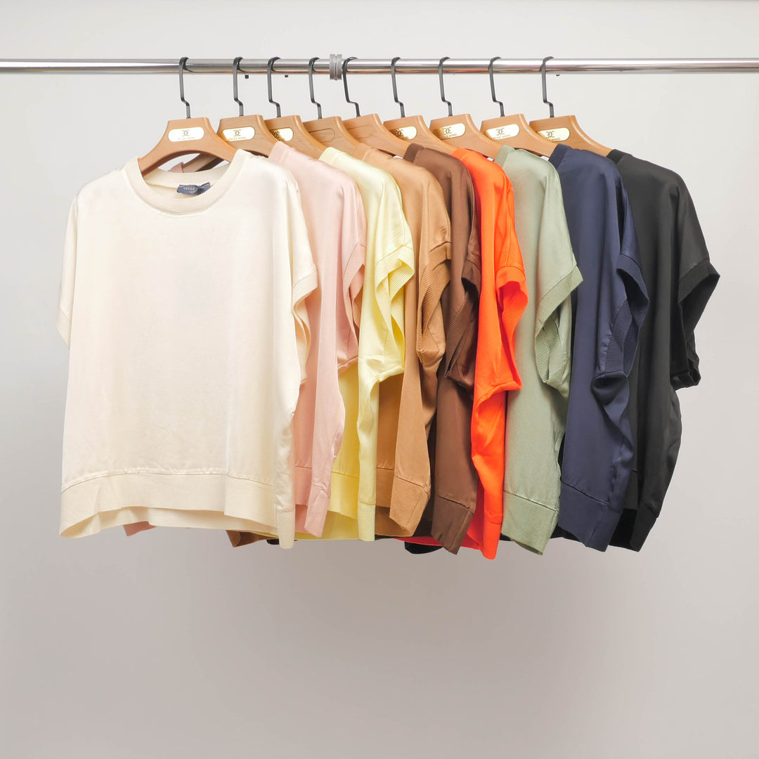 Loose-fitting short-sleeved viscose top DB80611VS