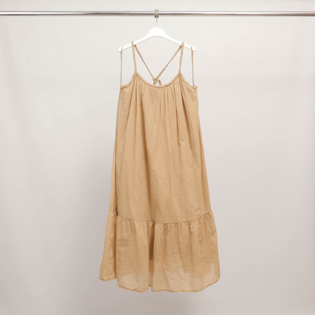 Robe bohème à bretelles tressées et volant bas – BCG01098