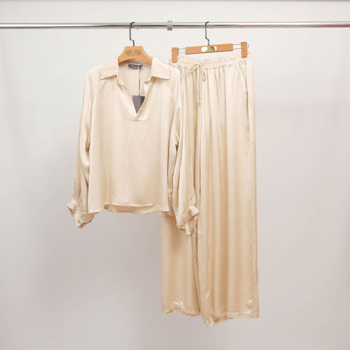 Flowy v neck tunic with long sleeves kd7365vs 24