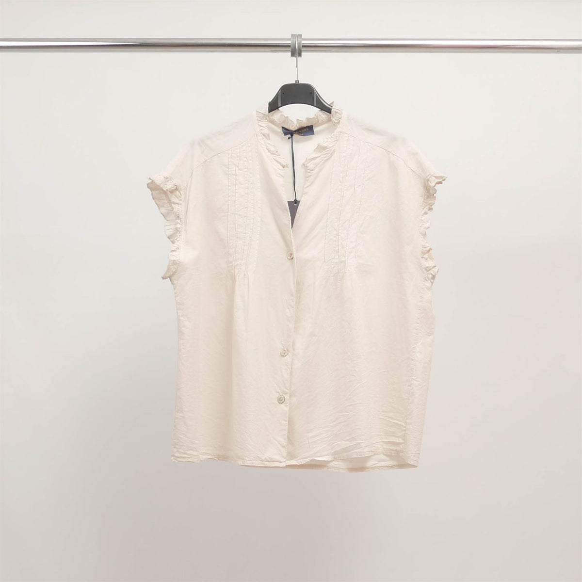 Cotton blouse with ruffled sleeves tdm38025