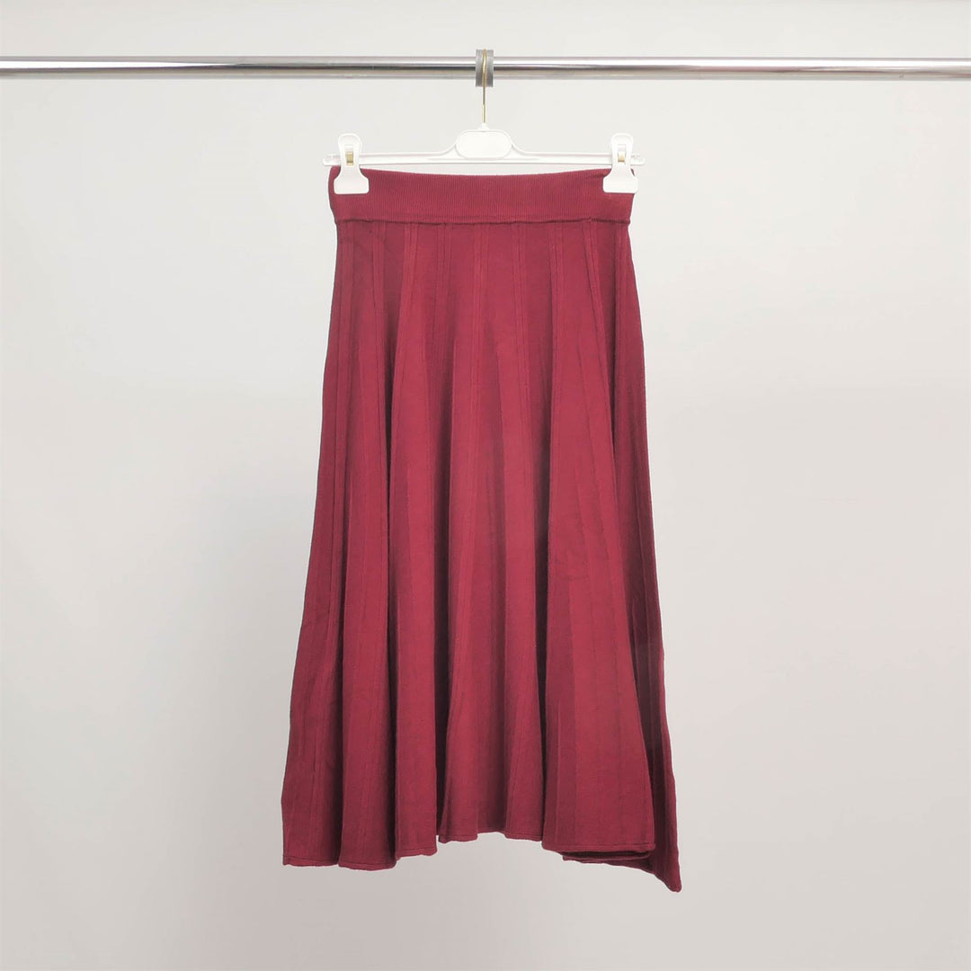HY81194 pleated midi skirt in fluid knit