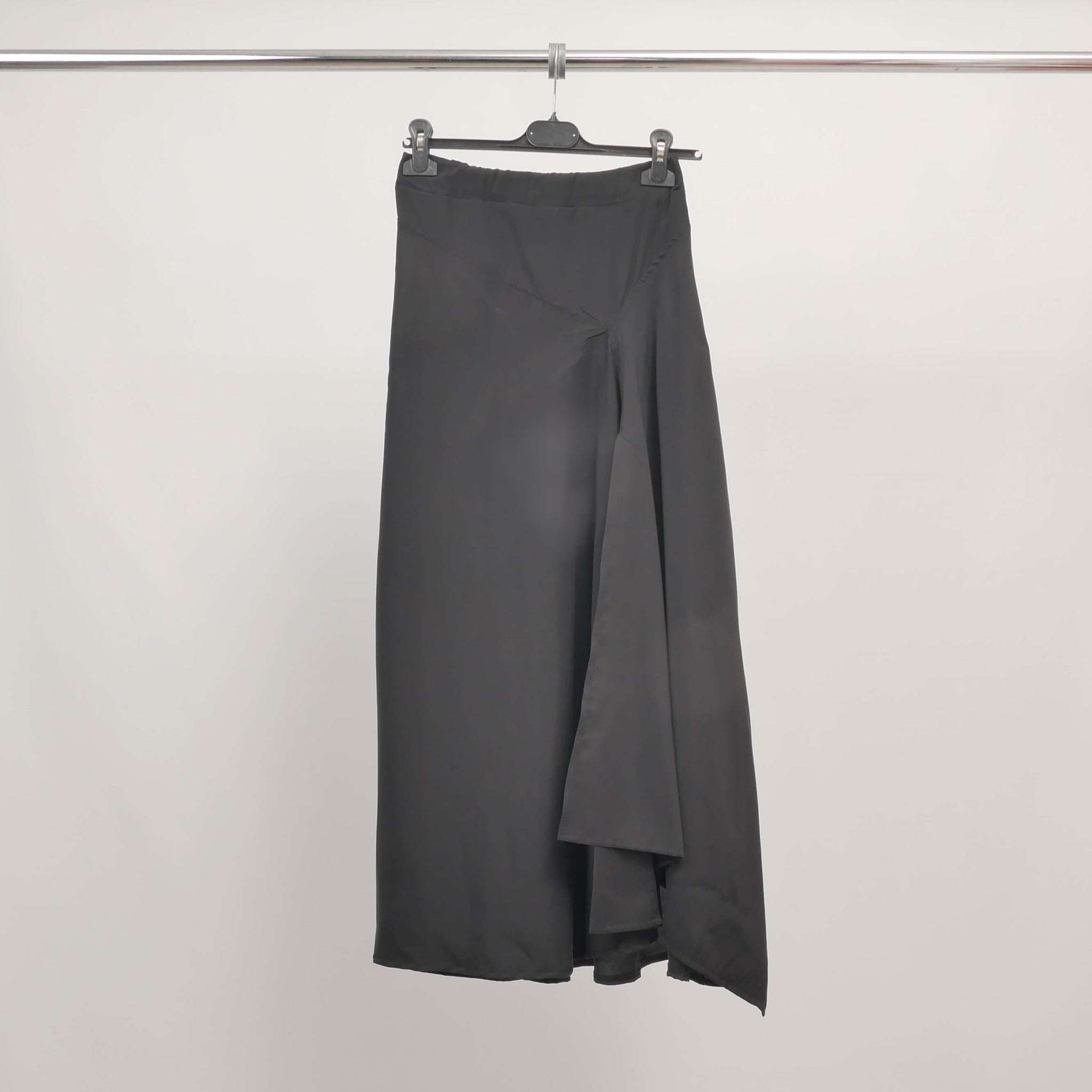 Jupe midi fluide à pans asymétriques TDM59725