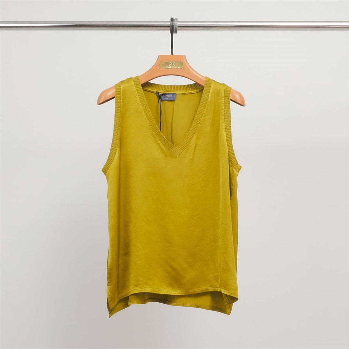 V neck tank top in fluid viscose db14446vs