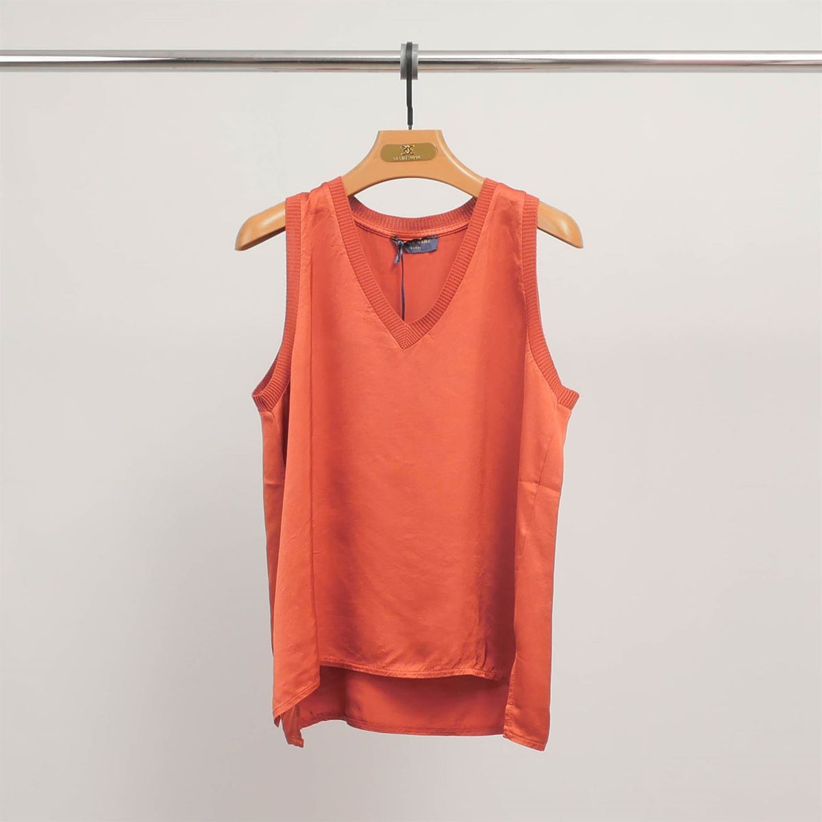 V neck tank top in fluid viscose db14446vs