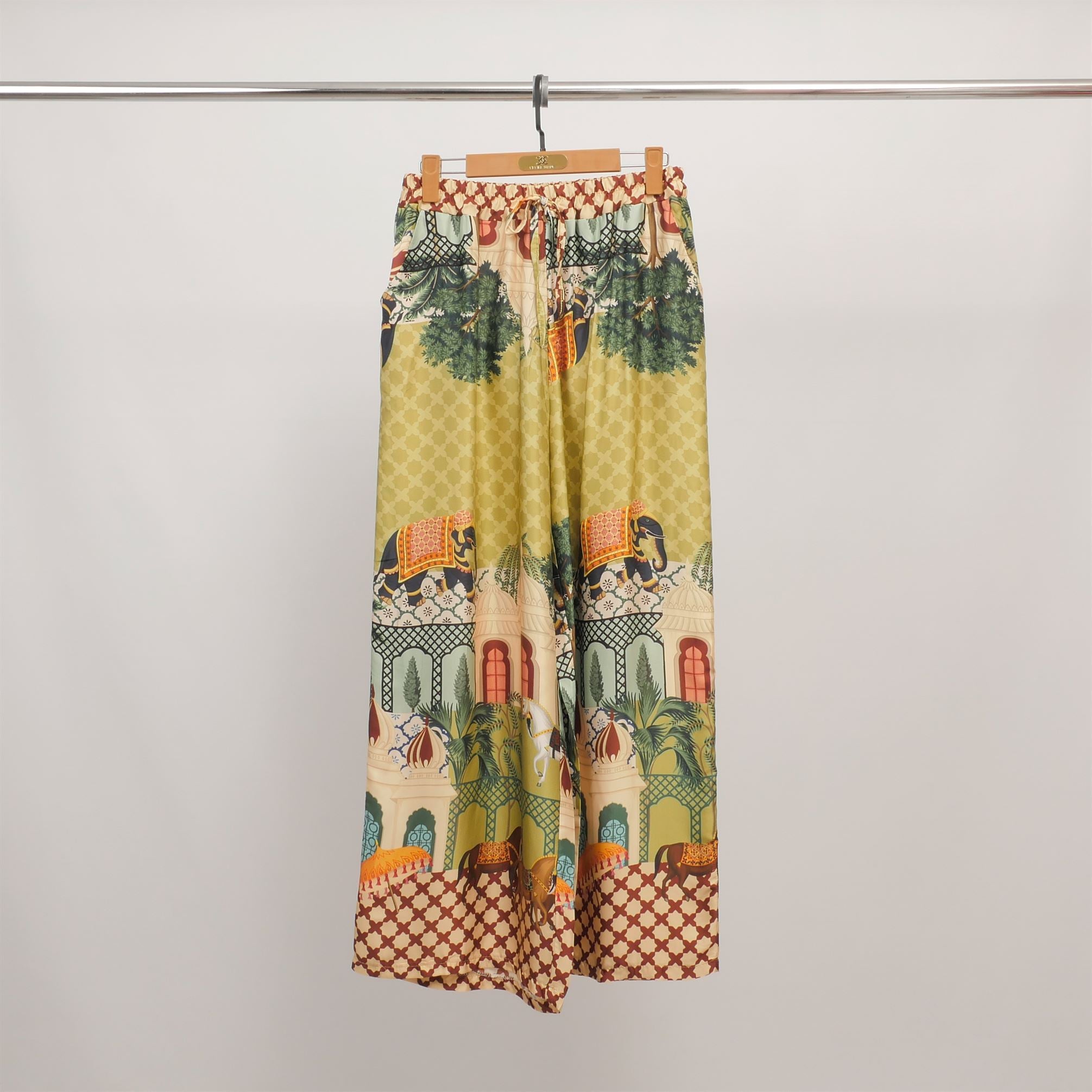Pantalon imprimé palais et éléphants en viscose et soie KD6637VS-25