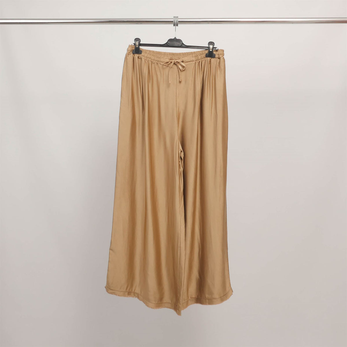 Wide leg satin trousers with elasticated waist mj33123vs