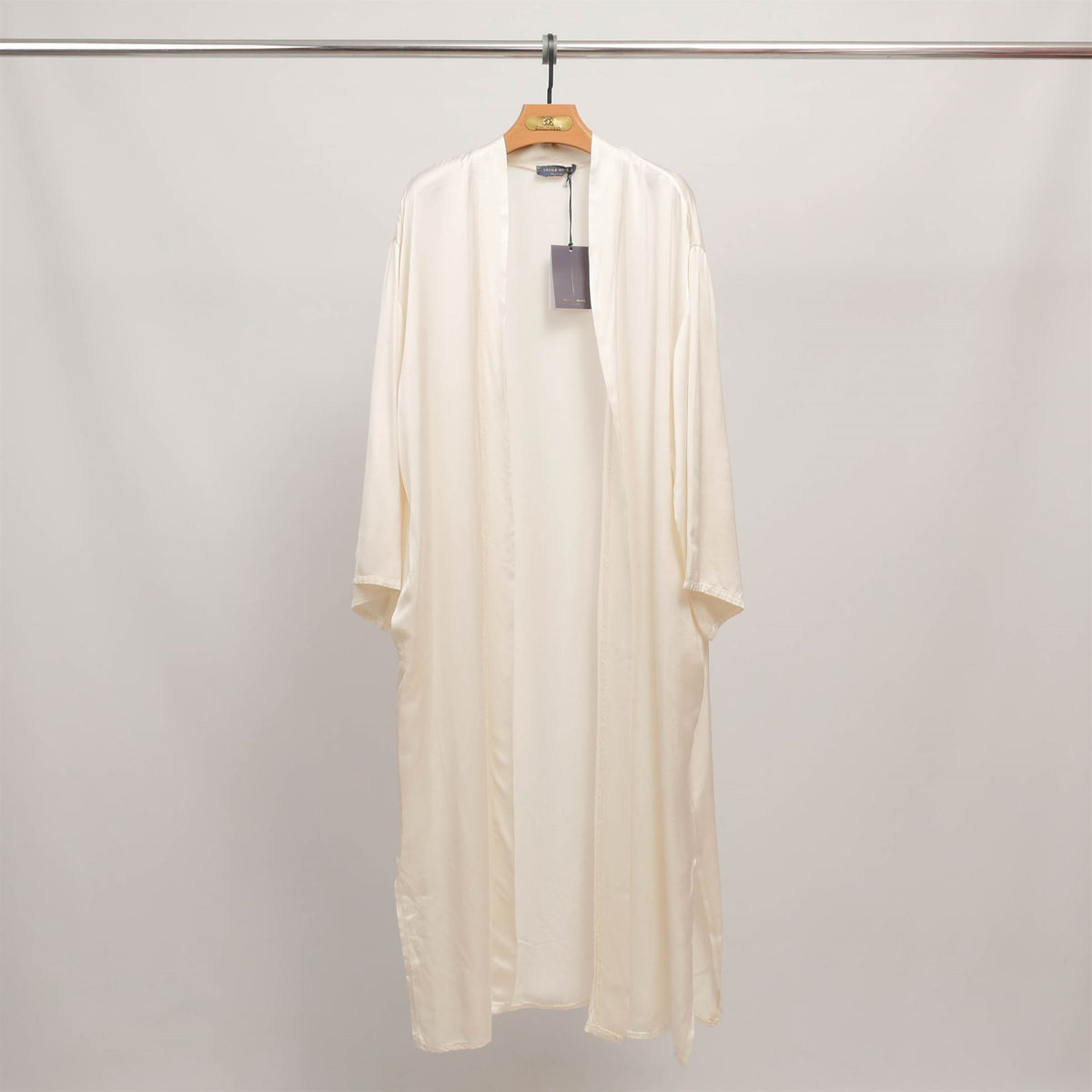 Long flowing satin kimono kd9223vs