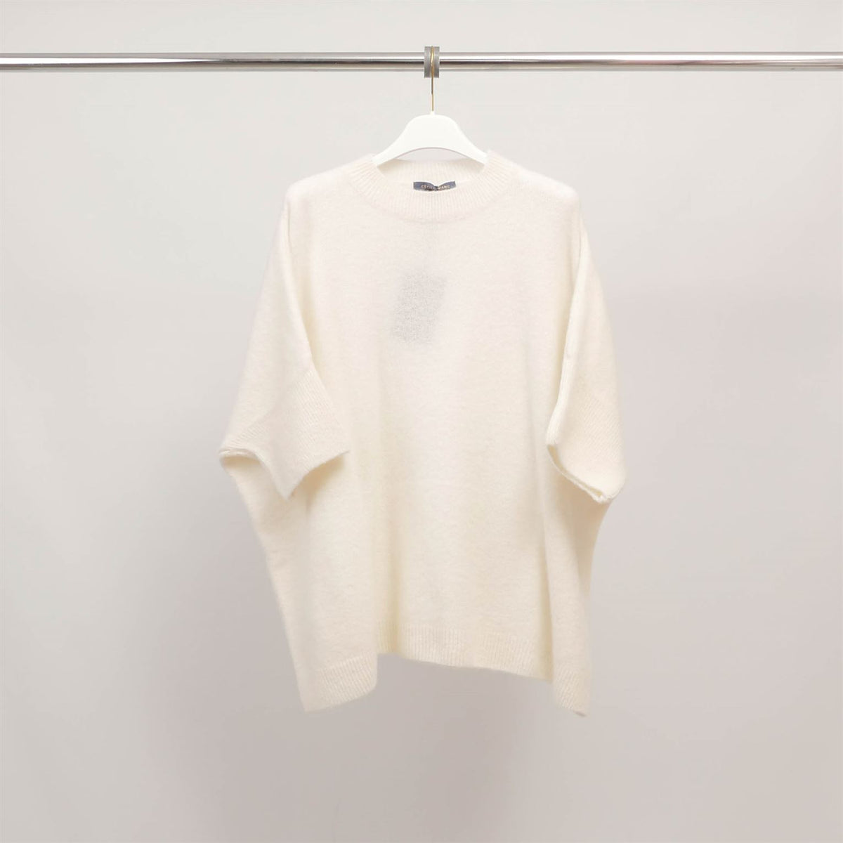 Oversized short sleeved fluffy knit sweater mcl24616