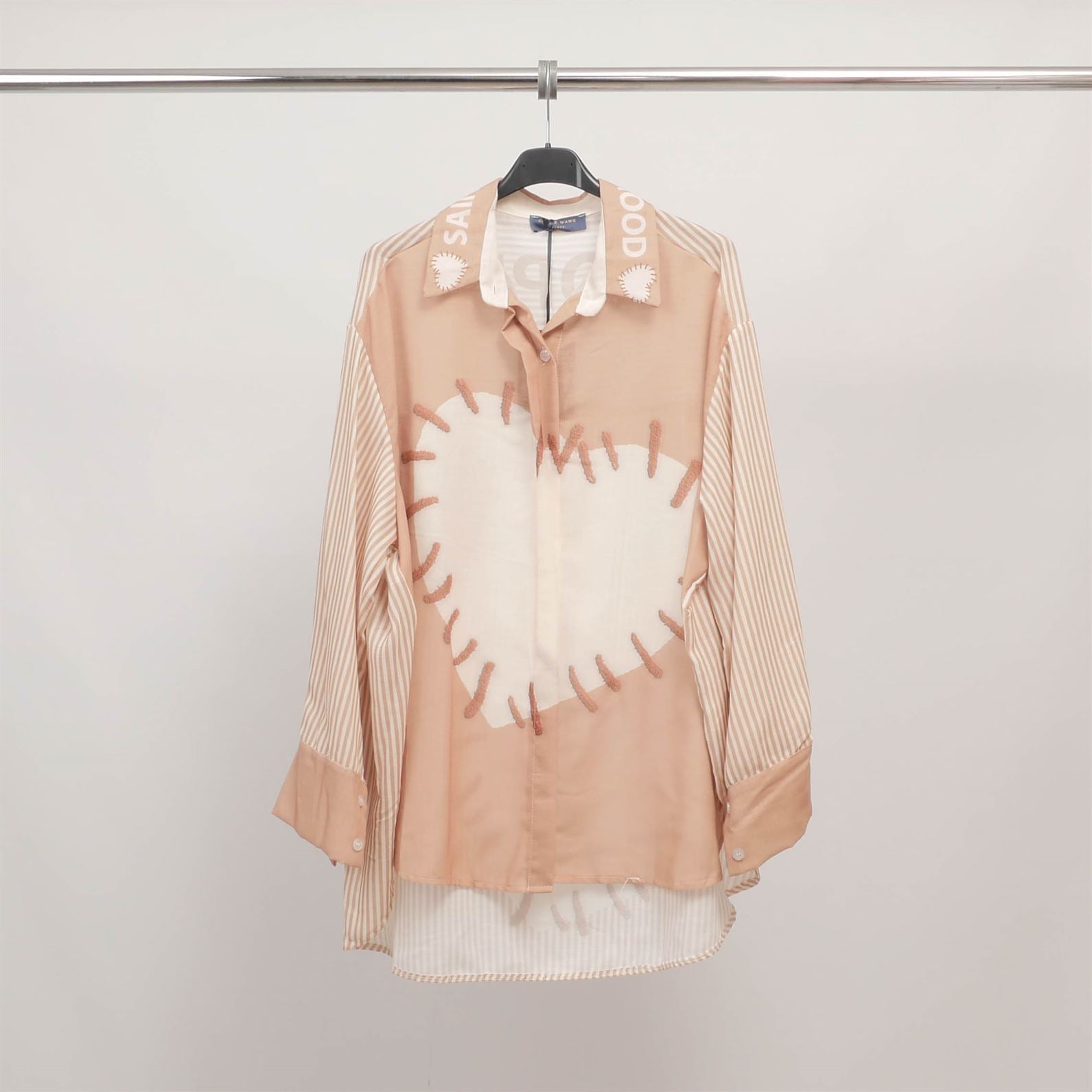 Chemise oversize imprimé cœur contrastant YCM25002