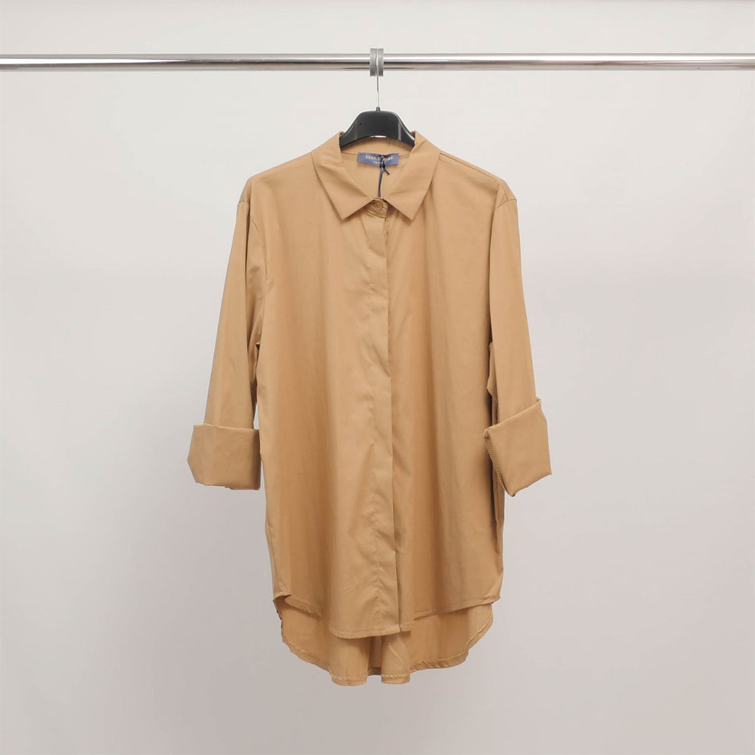 Oversized shirt with invisible placket 12550320