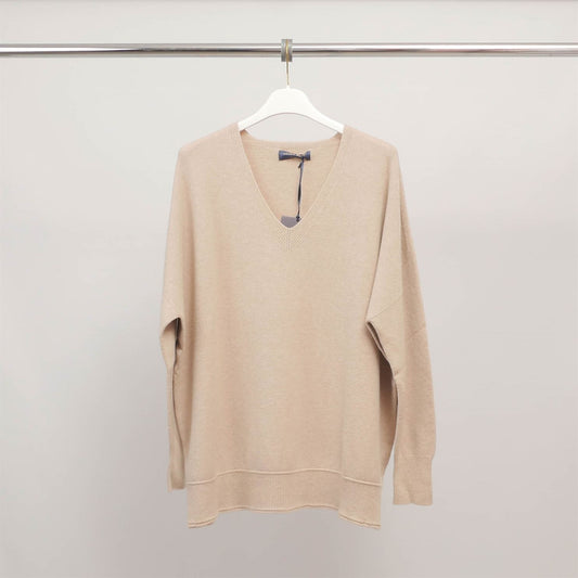 Pull col V ample en maille douce YF56002