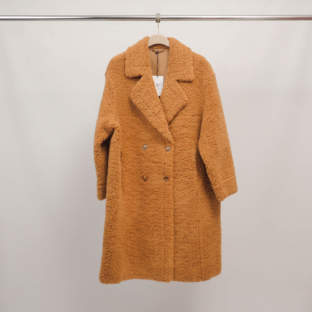 Long shearling effect coat with double layered lining dsy25032