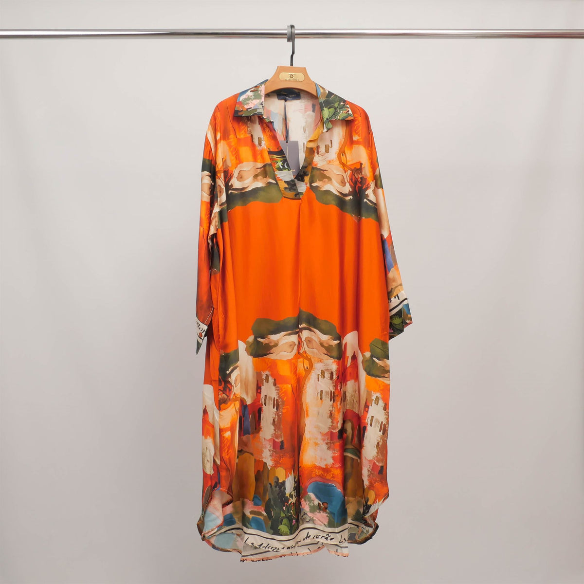 Flowy dress with landscape print and open neckline kd6120vs 27